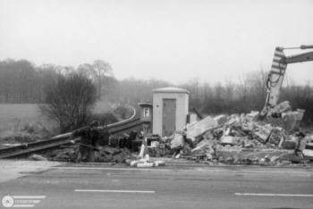 Ratingen Schrankenwärterposten Lintorfer Strasse - zur Vergrösserung anklicken