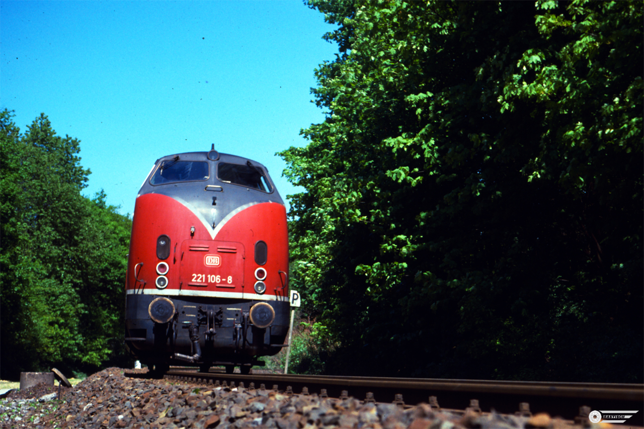 https://www.angertalbahn.net/kra_/1987/19870509_221106.jpg